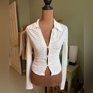 Kiss Cream Ruched Crop Blouse